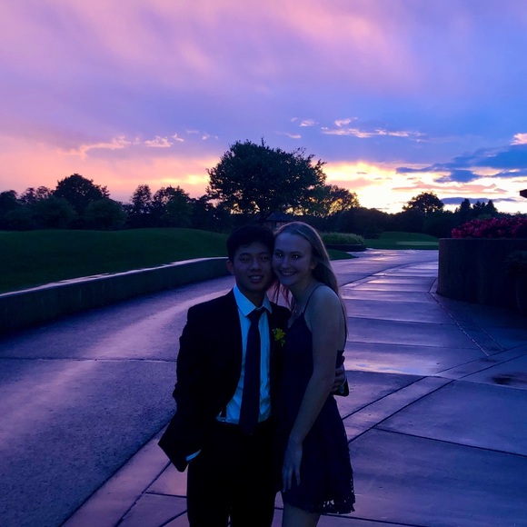 Poshmark profile picture for @ethanlhe